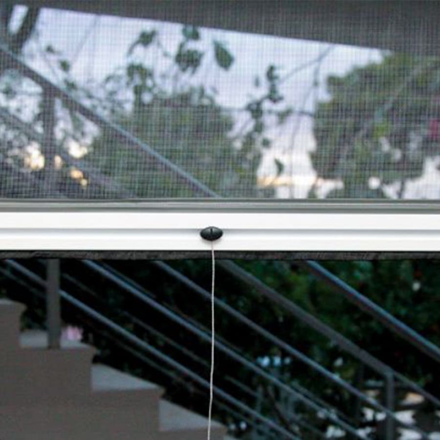 Moustiquaire verticale enroulable pour fenêtre protection anti-insectes
